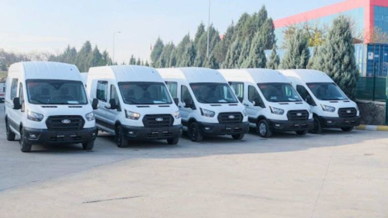 Ford Atılgan Plaza, 28 adet ambulans aracı teslimatını tamamladı