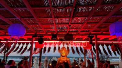 İstanbul’da yazın son günlerine elektronik müzik damga vuracak.