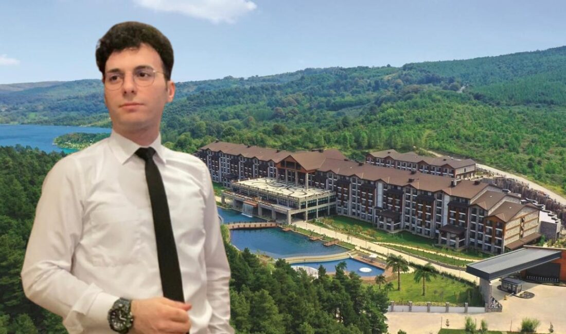 Elite World Grand Sapanca'nın ön büro sorumlusu Muratcan Terzi oldu.