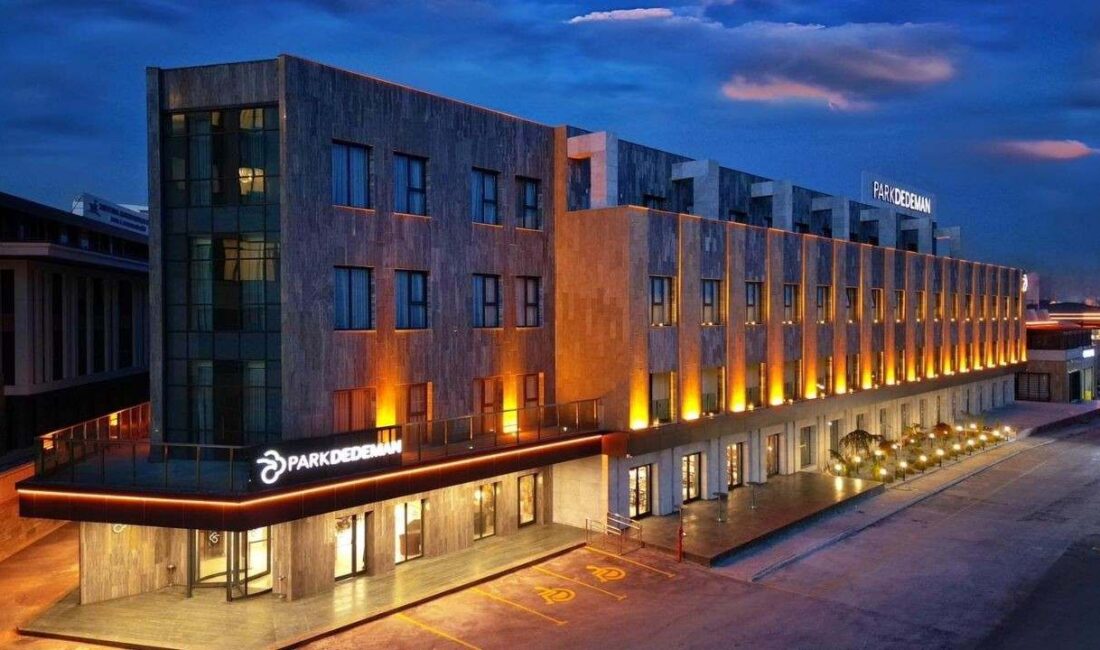 Konya’nın eşsiz manzarasına hakim Akyokuş bölgesinde inşa edilen Park Dedeman