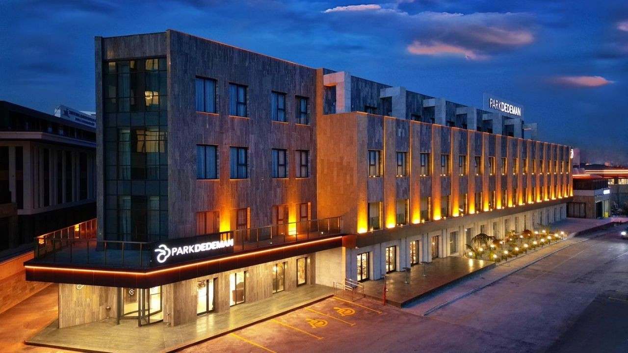 Konya’nın eşsiz manzarasına hakim Akyokuş bölgesinde inşa edilen Park Dedeman