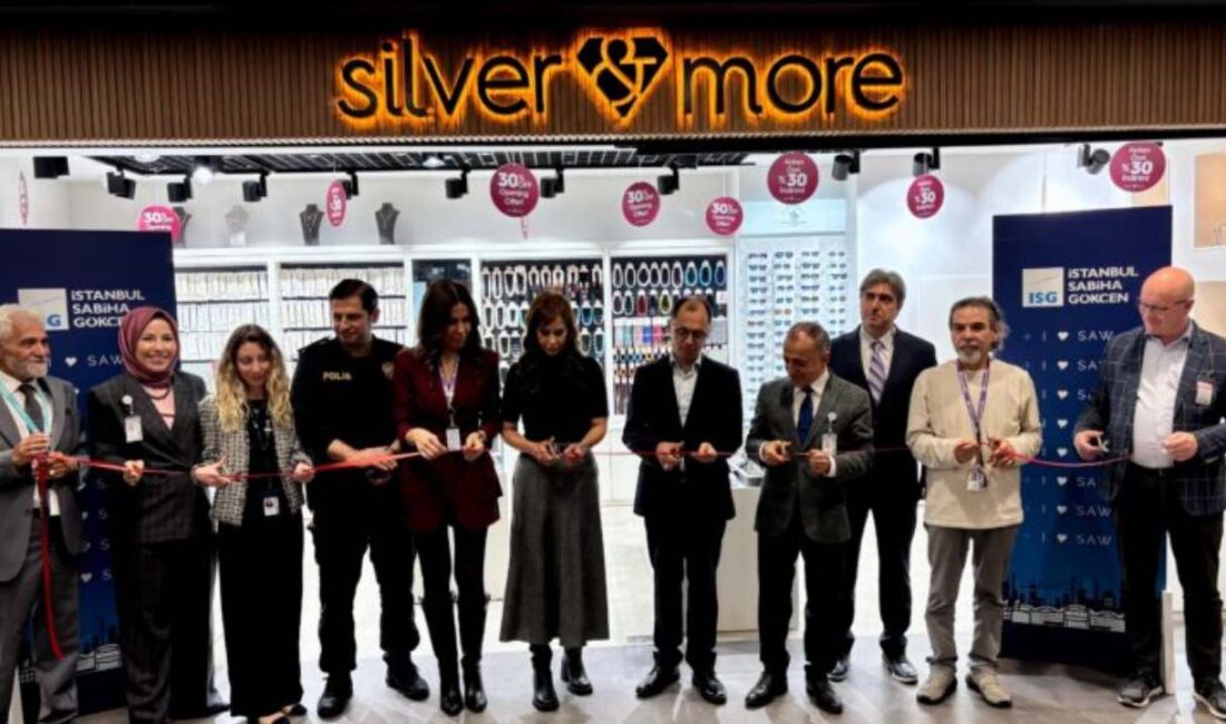 Kuyum sektörünün köklü markalarından Zümrüt Kuyumcu, gümüş bijuteri alanındaki yeni