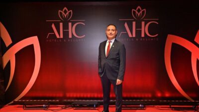 Aktürk Hotels, kurumsal yapılanmasını güçlendirmek amacıyla bünyesinde bulunan dört oteli