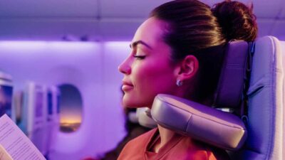 Emirates, ekonomi sınıfı yolcularının seyahat deneyimini geliştirmek hedefiyle dünyanın ilk