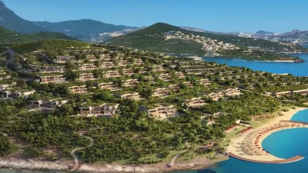 Cengiz Holding yatırımıyla Bodrum Cennet Koyu'nda yükselen Bvlgari Resort Bodrum'un